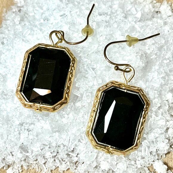 Vintage Gold Tone Black Glass Emerald Cut Hook Earrings - Picture 9 of 9